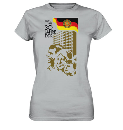 PREMIUM SHIRT MÄDELS • 30 JAHRE DDR - BRIEFMARKE